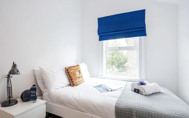 The Charming Golborne Escape- KBT