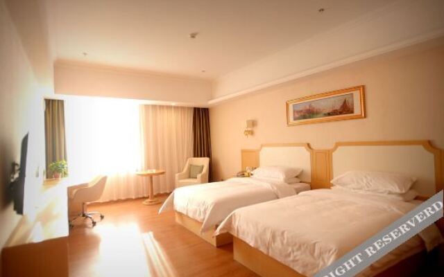 Vienna 3 Best Hotel Huoshan