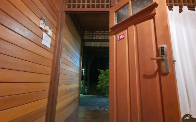 Hotel Besar Bulan Baru - Senggigi