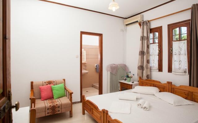 Paradeisos Double Room 1