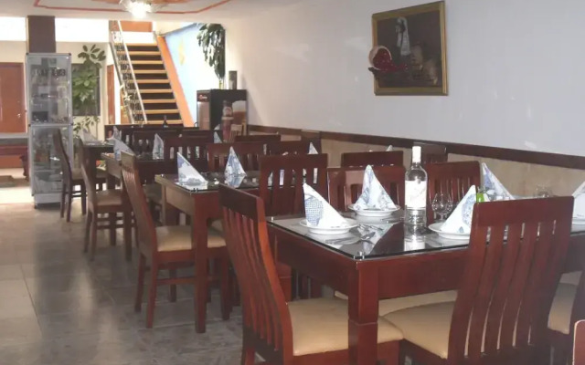 Hotel Quinta Paredes Inn