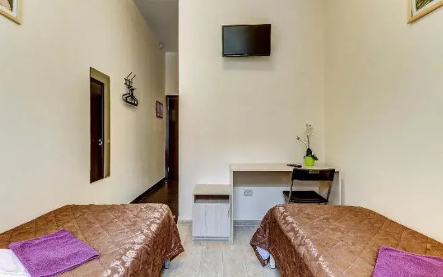 SuperHostel on Poltavskaya 5/29 Lodging houses