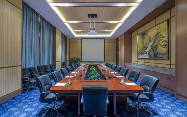 Howard Johnson Qunsheng Plaza Guizhou