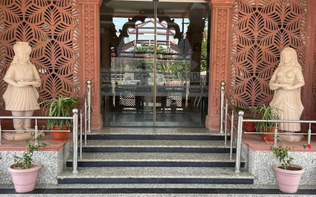 Seth Murlidhar Mansinghka Seva Sadan