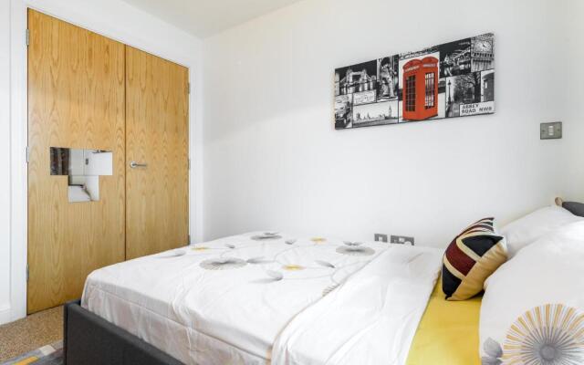 Cosy Riverview-London Excel Centre-O2 Arena