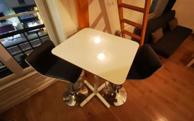La Croisade-Studio-Hyper centre Tassin- Suite 1