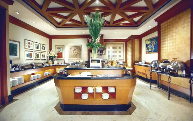 Menara Peninsula Hotel Jakarta