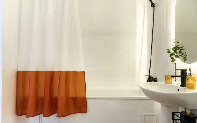 Оригами на ул. Ольштынская, д. 5