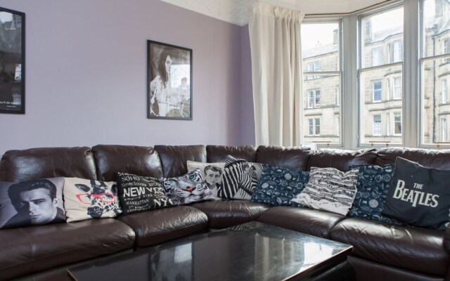 Stylish 3 Bedroom Flat