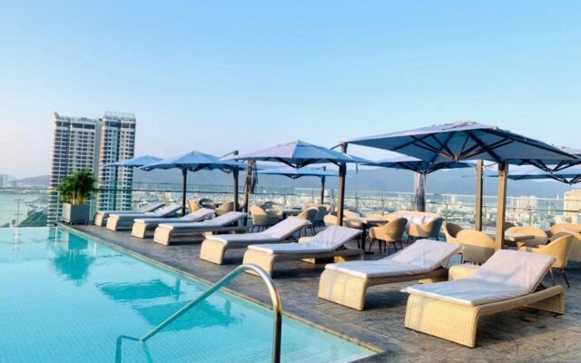 Wink Hotel Danang Riverside - Full 24hrs stay