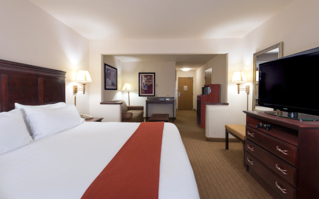 Holiday Inn Express Evanston by IHG