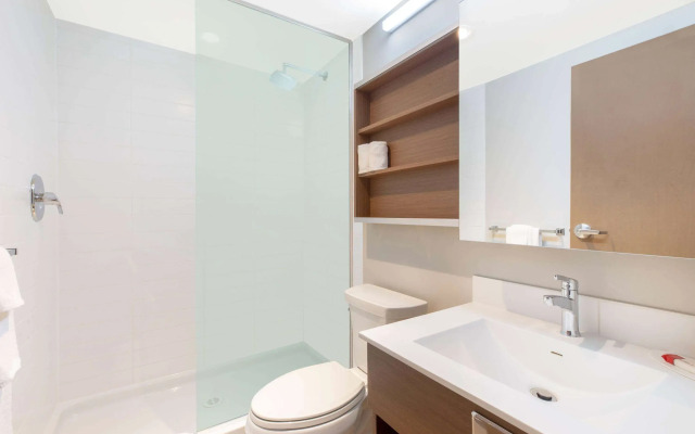 Microtel Inn & Suites By Wyndham Fort Mcmurray
