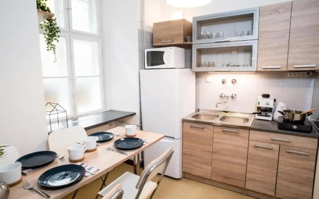 High Trees Apartment