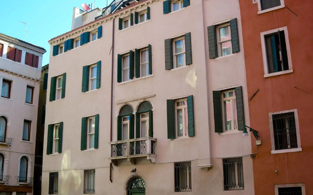 Corte Barozzi Venice Suites