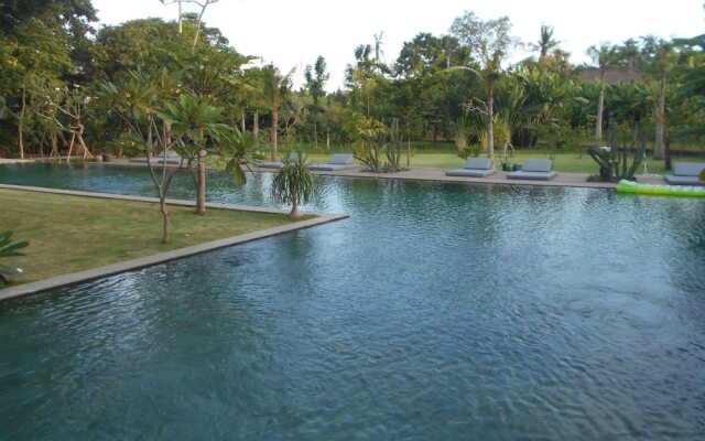 Serenity Riverside
