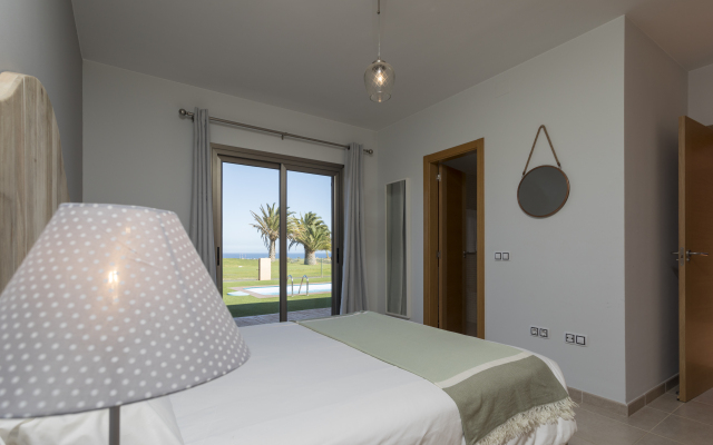 Villas Caleta Beach & Golf