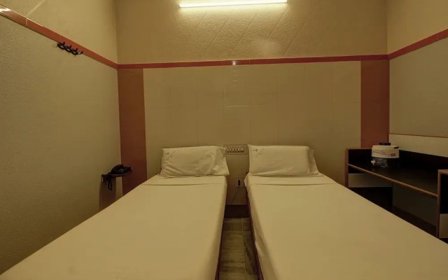 Vasantham Inn By OYO Rooms