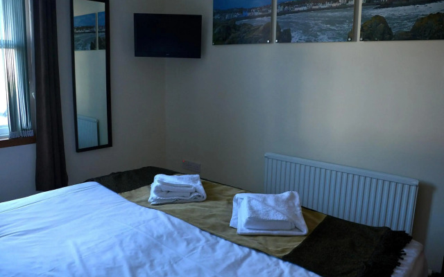Crown Hotel