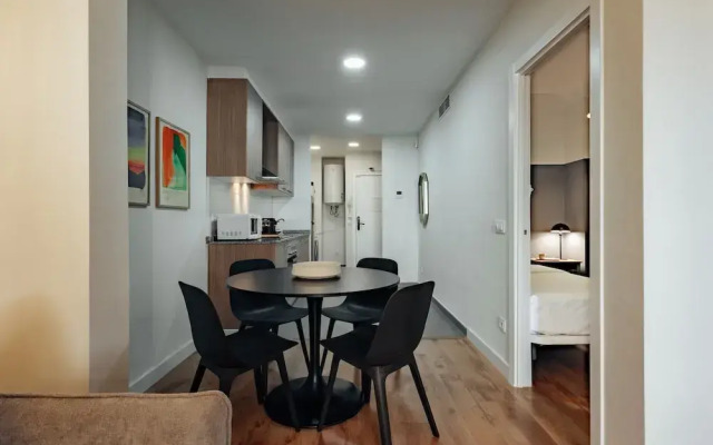 Santiago Apartments (Santiago 2.2) By Olala Homes