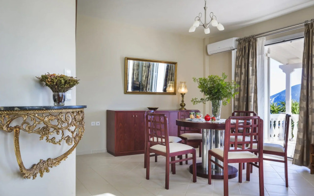 Villa Serenity Sleeps 9