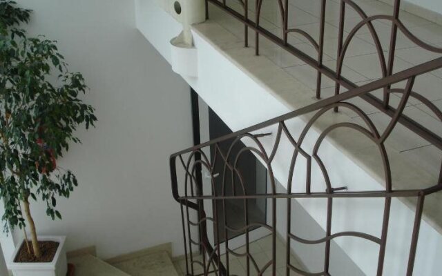Kapri Hotel