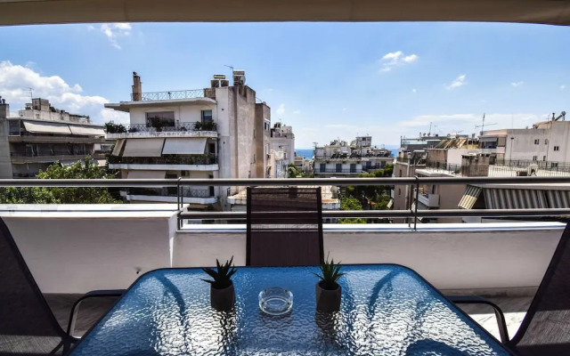 Alimos Luxury 3 Bd Apt w Stunning Views