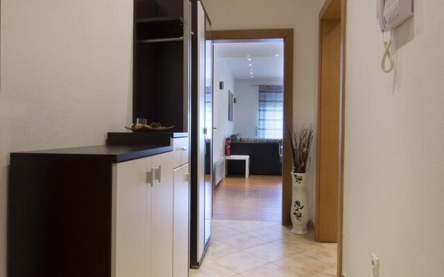 Montelux Apartments