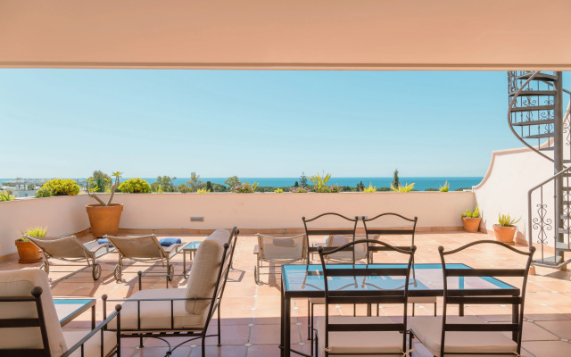 Guadalpin Suites