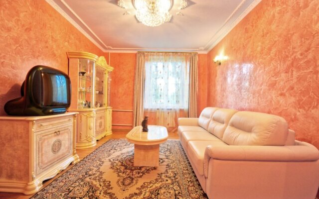 Apartamentyi V Venetsianskom Stile / Luxury Suite