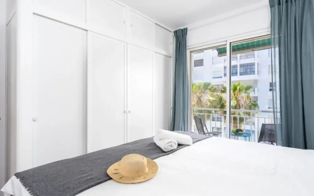 Apartment - 2 Bedrooms with Pool, WiFi and Sea views - 107864
