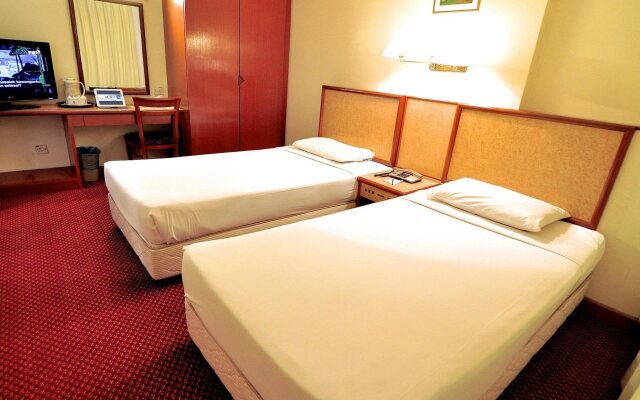 Hotel First Business Inn