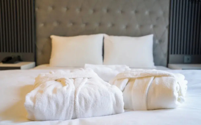 Parla Suite Hotel