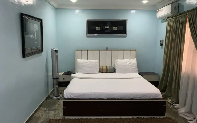 Islanders Lounge and Hotel
