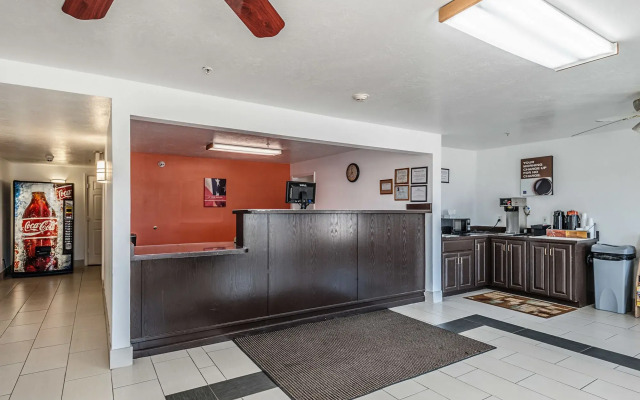 Motel 6 Beaver, UT