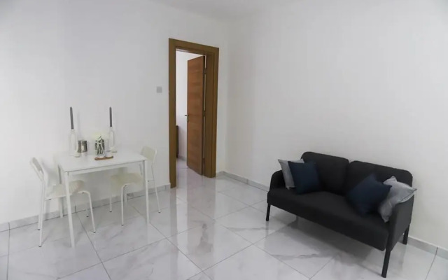 Stunning 2 Bedroom, 2 Bathroom apt St Julians