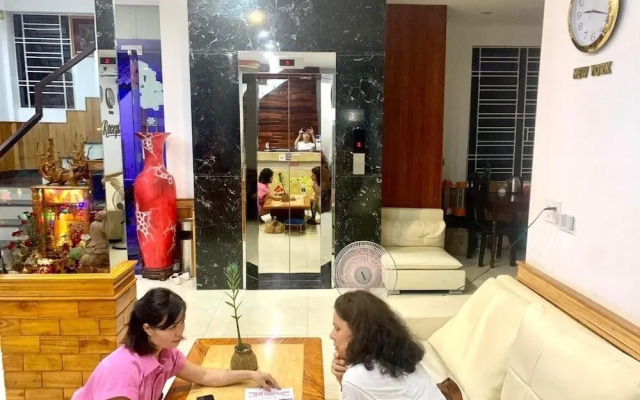 Sapphire Hotel Hue