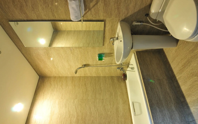 Sampit Residence Managed by FLAT06