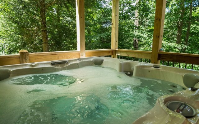 Canopy Escape 3 Bedroom House