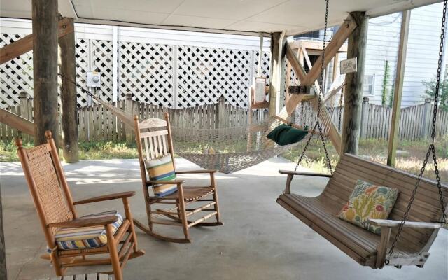 Katinka II - 3 Br Home