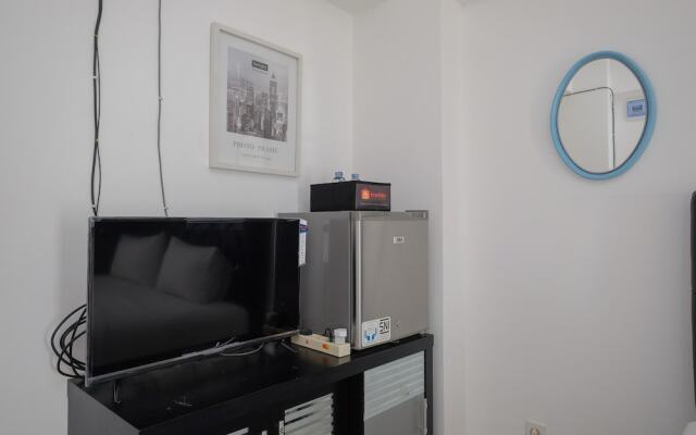 Comfort Living Bassura City Studio Apartment Near Mall