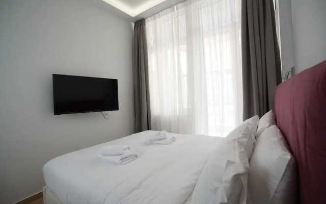 Tip Top Suites
