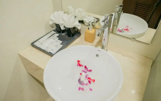 Ocean Dragon Hotel Halong