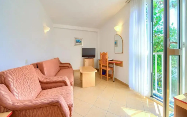 Villa Lovorka - Hotel Resort Drazica