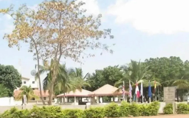 Luxury West Hotel