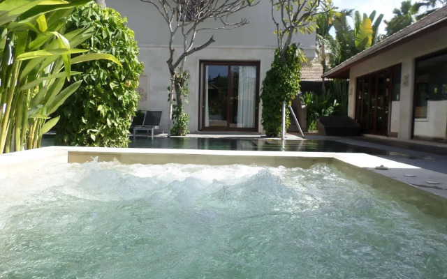 The Akasha Bali
