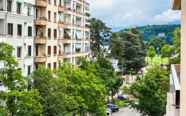 Revon Private Apartment Downtown