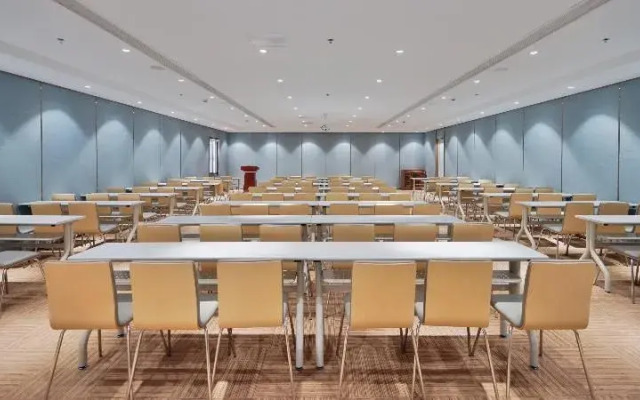 Ji Hotel Shanghai Hongqiao Railway Station Beidi Road