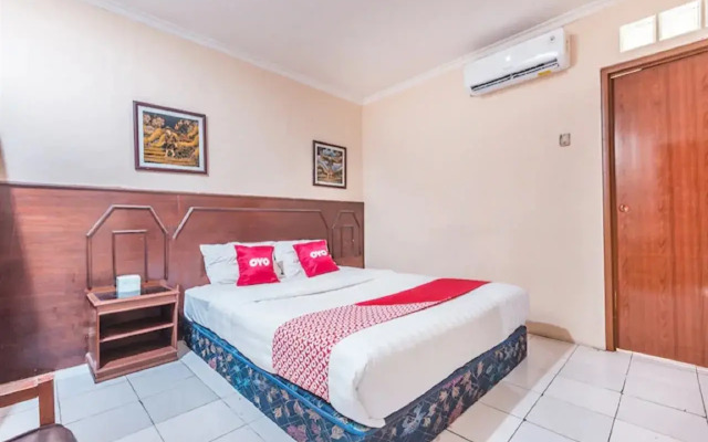 OYO 1383 Taman Cibinong 2