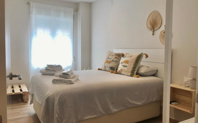 Apartamento equipado playa Valencia OnesDeMar