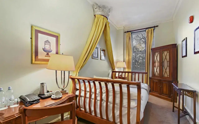 Twenty Nevern Square Hotel